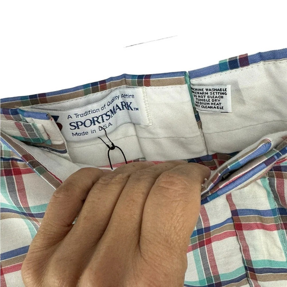 Vintage adjustable waist plaid retro shorts waist approx 32-35 inches - Picture 3 of 5